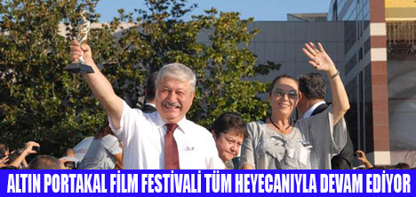 FESTİVAL KORTEJİ ÇOŞKUYLA KARŞILANDI