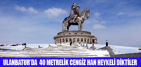 ÇÖL ORTASINDA CENGİZHAN HEYKELİ