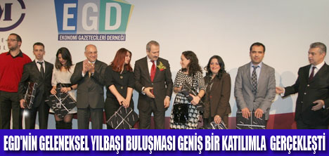 EKONOMİ GAZETECİLERİ 2010A VEDA ETTİ