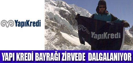 YAPI KREDİ BAYRAĞI EVERESTTE