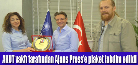 Ajans Press’e AKUT’tan plaket