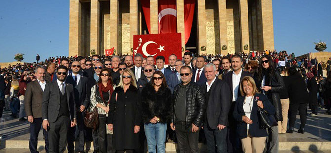 Değişim Hareketi, Anıtkabir’de düzenlenen anma törenine katıldı