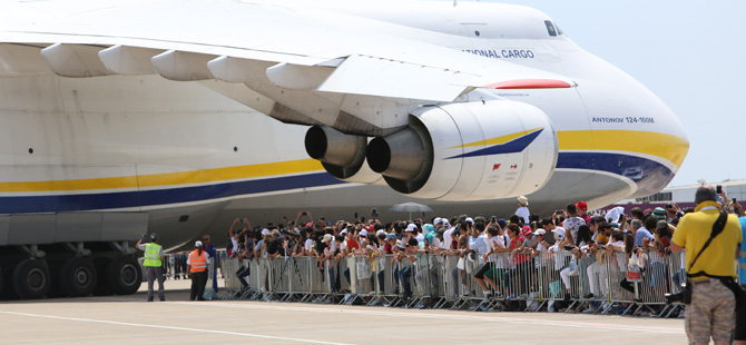 Eurasia Airshow, havacılık tutkunlarını Antalya Uluslararası Havalimanı’nda bir araya getirdi