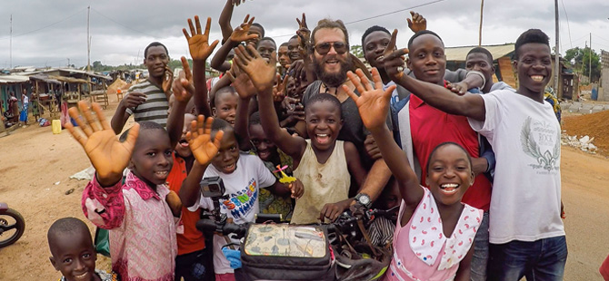 Dünya basını Hasan Söylemez’in Afrika’da yaptıklarını konuşuyor!