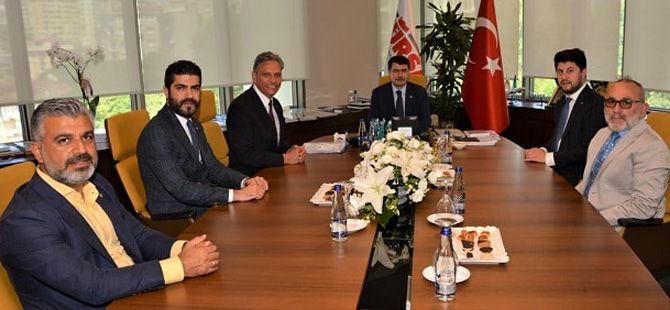 İstanbul Valisi Vasip Şahin TÜRSAB Yönetimi ile seyahat acentalarının yaşadığı sorunları görüştü