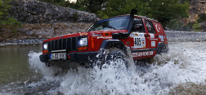 “Ride with Anatolia Rallisi Anadolu’da 19 ilden geçerek Efes Örenyeri’nde sona erecek