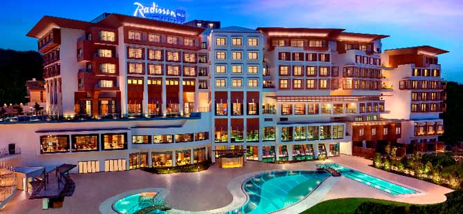 Radisson Blu Hotel, Tuzla ve Park Inn by Radisson, mükemmel seçenekler sunuyor