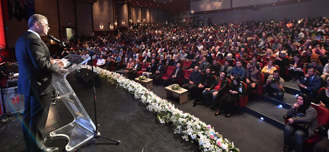 Üsküdar Belediyesi 2018-2019 Kültür ve Sanat Sezonu Özdemir Erdoğan’a saygı gecesiyle açıldı