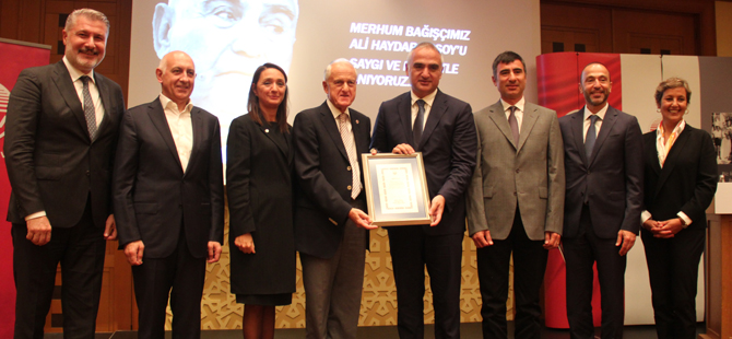 Türk Eğitim Vakfı Merhum İş Adamı Ali Haydar Ersoy’un Anlamlı Bağışına İstinaden Ailesine Teşekkürlerini Sundu 