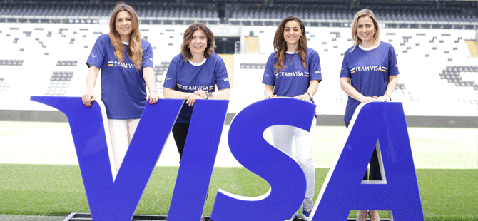 Team Visa’ya Katılan İlk Türk Kadın Futbolcu Didem Karagenç oldu