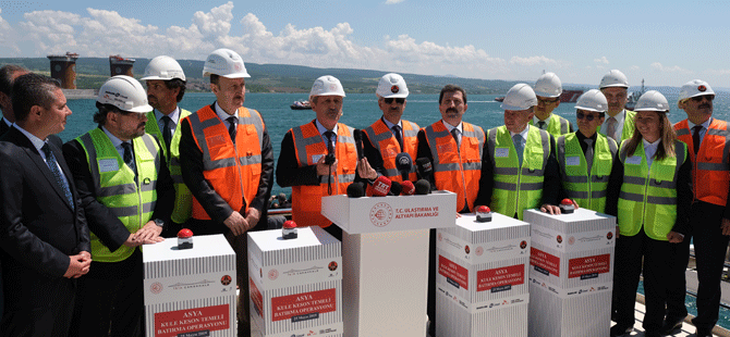 1915 Çanakkale Köprüsü’nde Asya Kule Keson Temeli Batırıldı