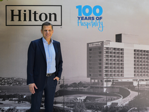  Lüks bir konaklama deneyimi yaşatan Hilton, haziran ayında 100. yılını kutluyor