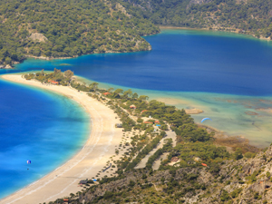 Sizin tercihiniz hangisi?  5 yıldızlı otel,Pansiyon  ya da Lüks Bungalov  mu?