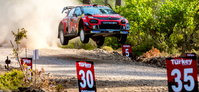 Türkiye Rallisi, 60 bine yakın Otomobil Sporları seven izleyici önünde start ile başladı