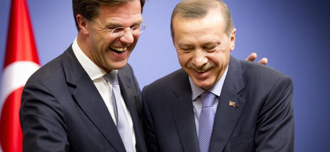  Hollanda Başbakanı Mark Rutte, Türkiye’nin AB ile göçmen mutabakatı şikayetine yanıt verdi:Türkiye haklı