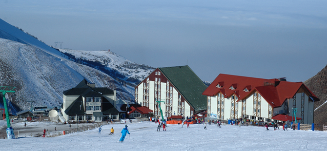 Dedeman Turizm Grubu, Erzurum Palandöken’deki iki oteliyle 27. kış sezonunun açılışını yaptı