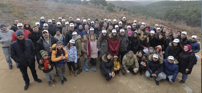 İDO, Arnavutköy’de buluşan çalışanlar ve aileleri hep birlikte 2000 fidan dikti 