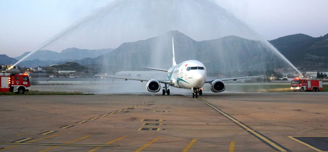 Gazipaşa-Alanya Tailwind’in ilk Tahran uçuşunu karşıladı