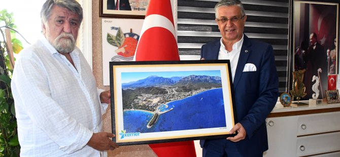 Bulgaristan Eski Kültür Bakanı Raşidof Kemer Belediyesinde