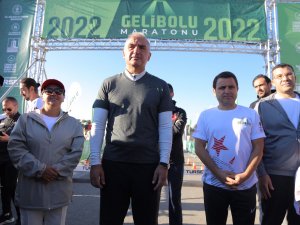 Kültür ve Turizm Bakanı Mehmet Nuri Ersoy Gelibolu Maratonu'na katıldı