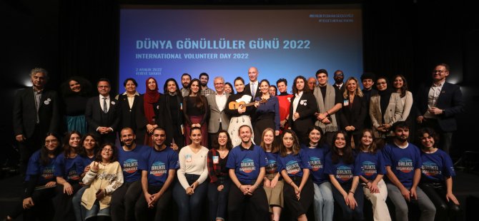 Gönüllü gençler dünyanın geleceği için bir araya geldi