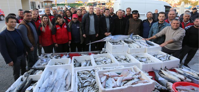 Muğla’nın Balıkçılarından Deprem Bölgelerine Destek