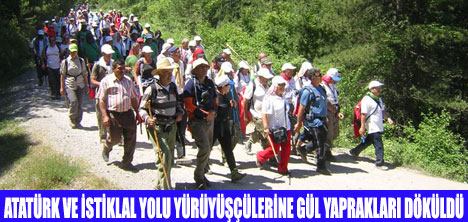 ATATÜRK  VE İSTİKLAL YOLU YÜRÜYÜŞÜ