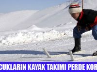 PERDE KORNİŞİNDEN KAYAK TAKIMI