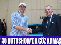 İKİ İSVEÇLİ İSTANBUL AUTOSHOW 2012’DE