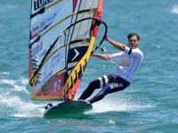 Windsurf Ligi’nde Enes Yılmazer birinci oldu