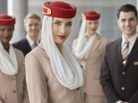 Emirates, kabin ekibini genişletiyor