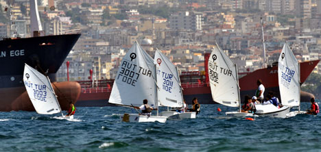 aliaga-deniz-sporlari-kulubu,yelken,deniz,spor3.jpg