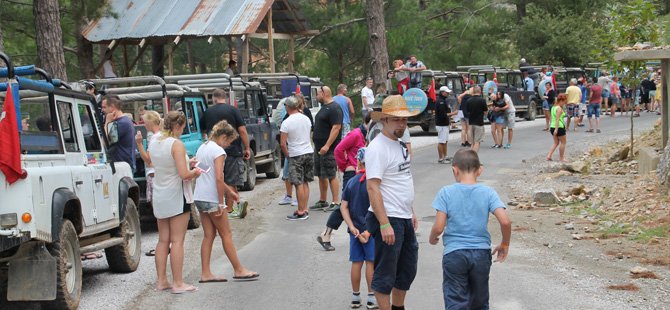 altav-ve-alanya-turistik-isletmeciler-dernegi-(altid)-baskan-yardimcisi-mehmet-dahaoglu,safari.gezi,tatil,turist,antalya,-001.jpg