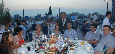 ascilar-dernegi,-lezzet-ustalari,geleneksel-iftar-yemegi,fikret-ozdemir,-radisson-blu-hotel-sisli,2.jpg