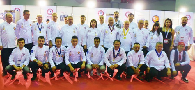 bayim-olur-musunanatolian-salon-culinary-competitionsworld-master-chef-society-dunya-master-sefler-birligi-turkiye-baskani-olan-executive-chef-fikret-ozdemir.jpg