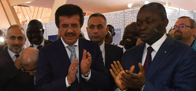 ekonomi-bakani-nihat-zeybekci,-fidak-2017-26.-uluslararasi-ticaret-fuari,-001.jpg