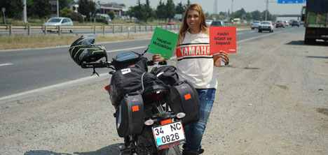 gulsah-merve-yuksel,turk-kadini,yamaha-motor-turkiye,taciz,istismar,kadin,-protesto-,3.jpg