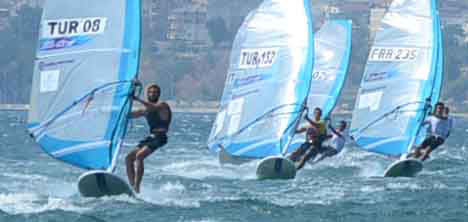 hong-konglu-kwok-fai-cheng,hong-konglu-lo-sin-lam,istanbul,-beylikduzu,-ruzgar-sorfu,rs-one-world-windsurfing-championship,4.jpg