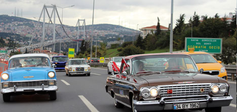 istanbul-klasik-otomobilciler-dernegi,ikod-uyeleri,-her-yerde-cumhuriyet,-her-yerde-baris,2.jpg