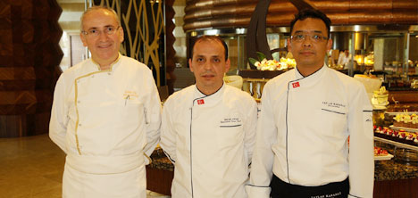 maxx-royal-golfspa,executive-souce-chef-imdat-ayan,-executive-patisserie-chef-ahmet-kir-,mutfak-dekoratoru-taylan-karabagir-1.jpg