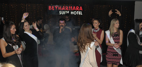 miss-eurovision-international-2013-guzellik-yarismasi,beymarmara,ahmet-akkaya-7.jpg