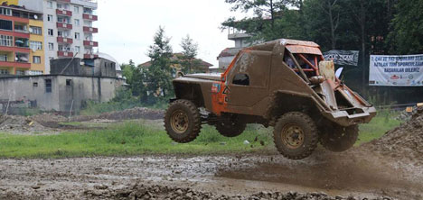 off-road-birligi-mahalli-kupasi-5.-ayak-rizoff-yarislari-2.jpg