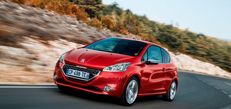 peugeot-208-gti-,2.jpg