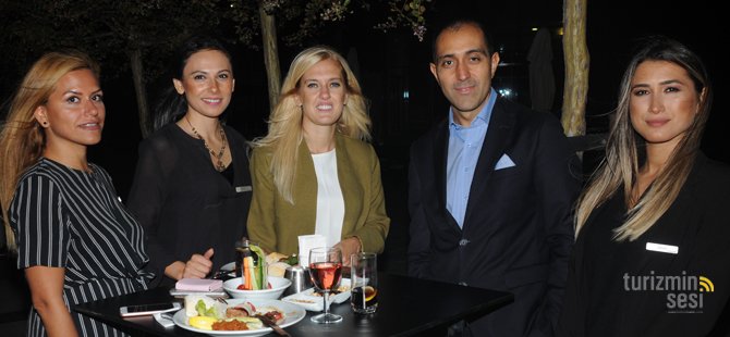 renaissance-polat-istanbul-hotel,hande-akturk,recep-ozdemir,yucel-dereyayla-(1)-001.jpg