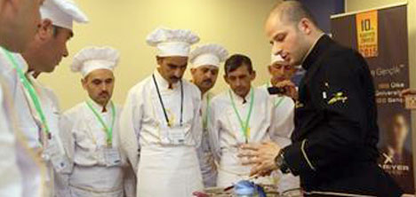 sef-ascimiz-emre-erguvan,-gusto-mediterranean-cooking-congress,tasfed,2.jpg