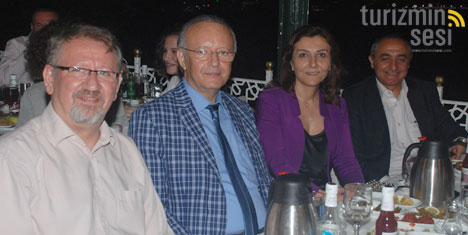 turizm-atoylesi-baskani--ve-ibb-baskan-danismani-tulin-ersoz,-malta-kosku,iftar,ali-imdat-ucar,muberra-eresin,hakan-eginlioglu.jpg