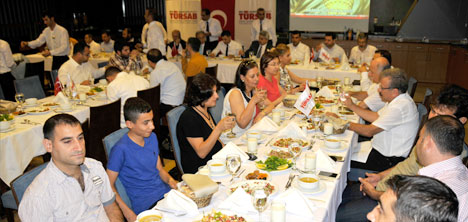 tursab-adana-byk,adana-valisi-mustafa-buyuk-,turizmcilere-iftar-yemegi,turkiye-seyahat-acentalari-birligi-(tursab)-adana-bolgesel-yurutme-kurulu-(byk)-baskani--murat-sirin,2.jpg