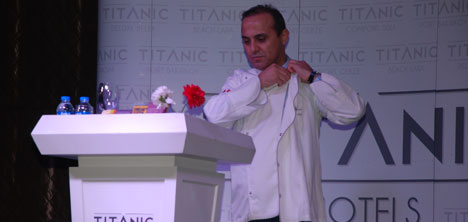 unlu-sef-oktay-usta-titanic-business-hotel-genel-muduru-abdullah-ozcan-5.jpg