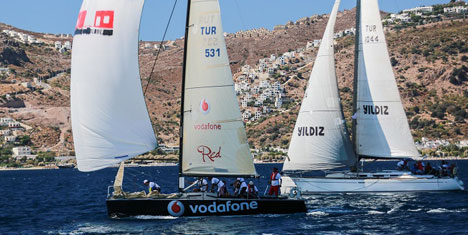 vodafone-red-famous-cup-yelken-yarislari2.jpg